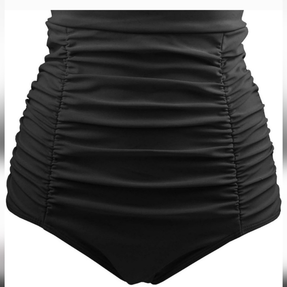 COCOSHIP Elegant Black Swimwear - Picture 8 of 10